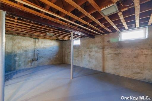 Building Photo - 824 7th St