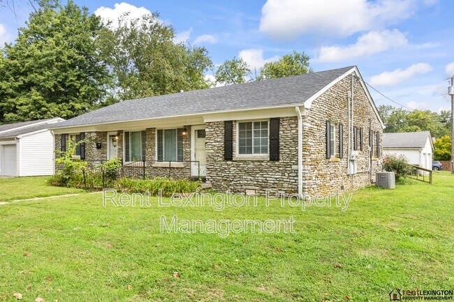 Building Photo - 541 Sheridan Dr