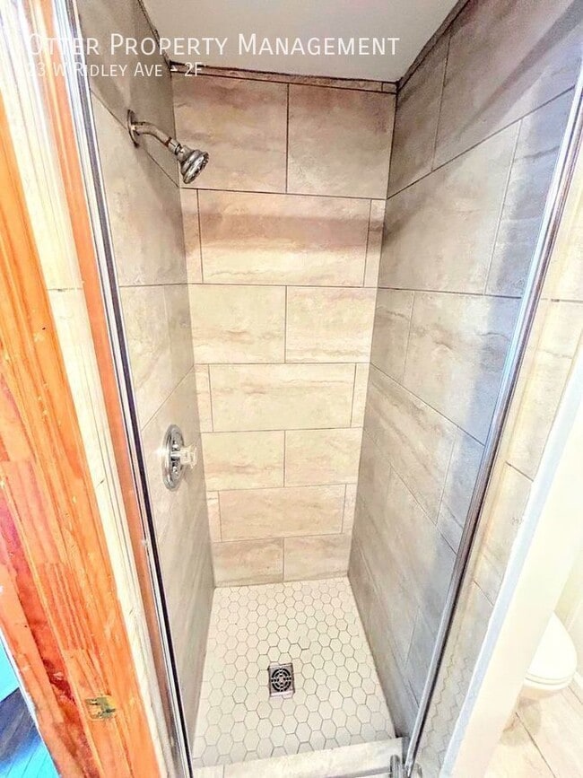 Building Photo - 23 W Ridley Ave