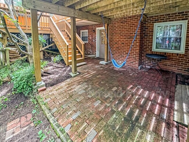 Building Photo - 10210 Falconbridge Dr