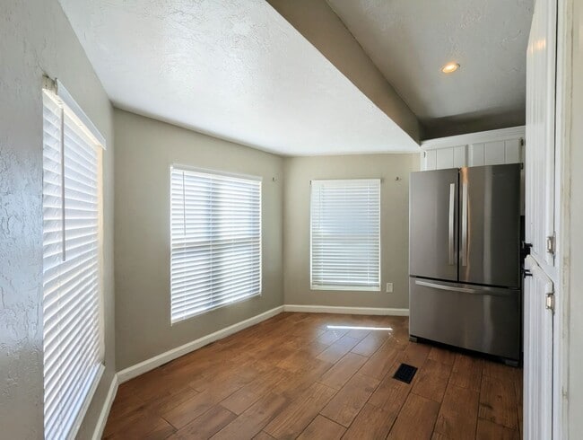 Building Photo - Spacious Home Near Tinker AFB with Storm Shelter & Wood Privacy Fence!