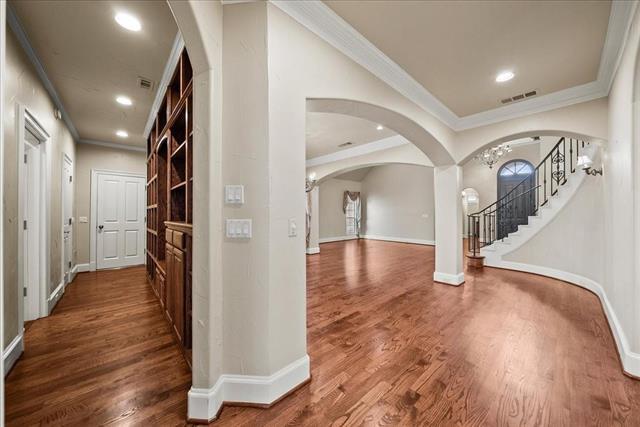 Building Photo - 900 Amethyst Dr