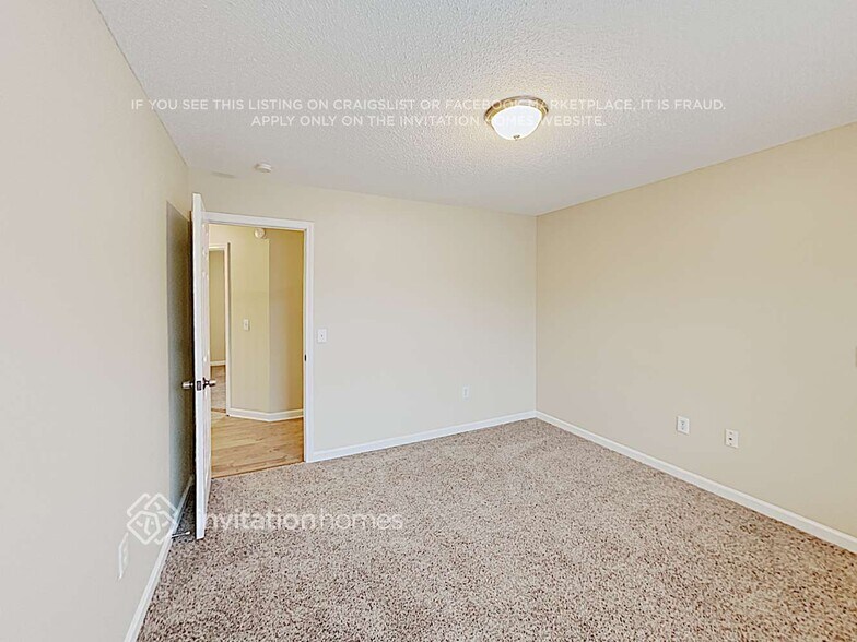 Building Photo - 201 Hunters Mill Dr