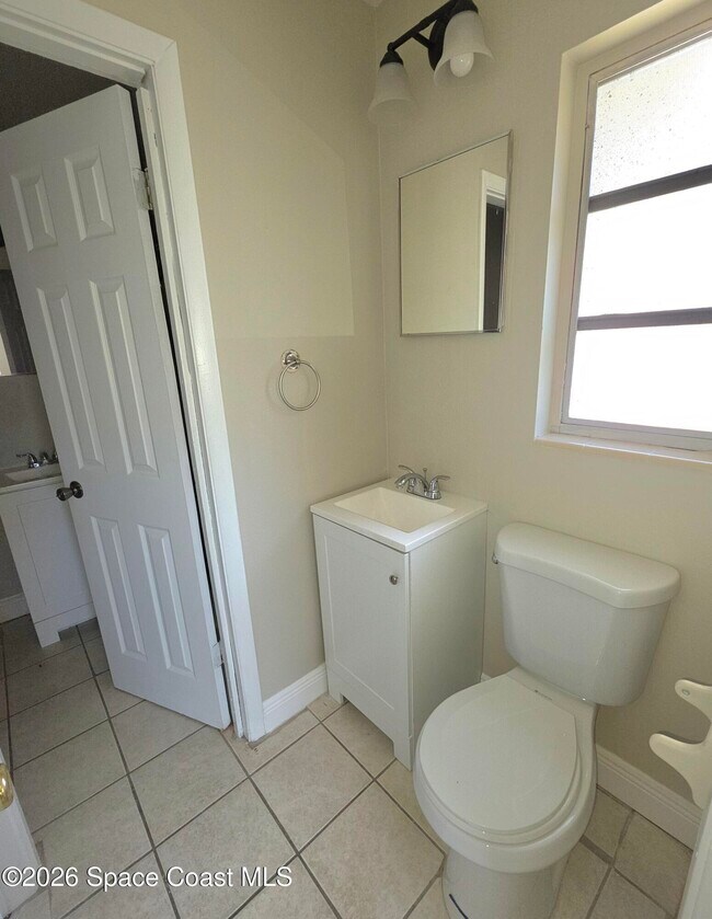 Building Photo - 4415 Coleridge Ave