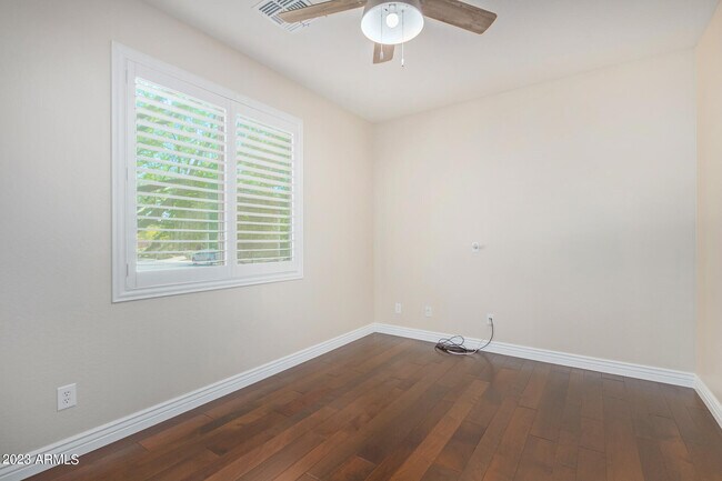 Building Photo - 4010 E Expedition Way