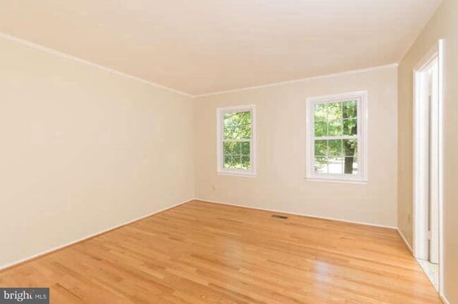 Building Photo - 8302 Moline Pl