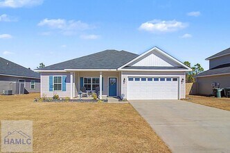 Building Photo - 413 Mcclelland Lp NE