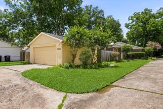 Building Photo - 9036 Kerrwood Ln