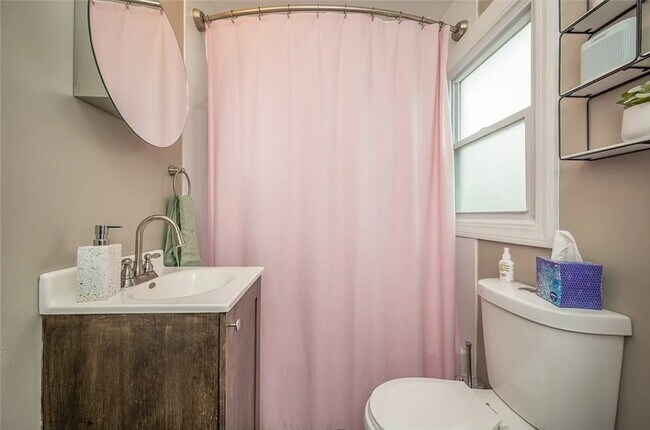 Building Photo - 4044 51st St