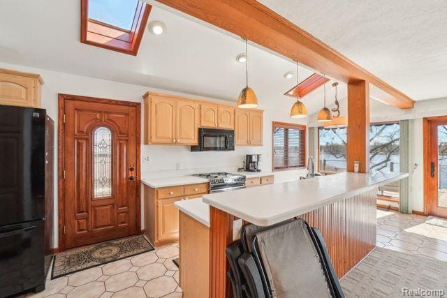 Building Photo - 3641 Mann Rd