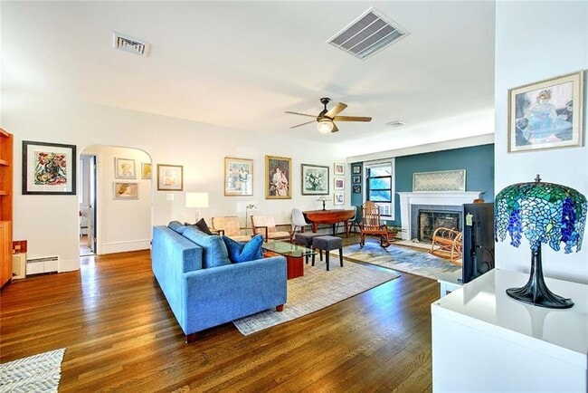 Building Photo - 151 Chace Ave