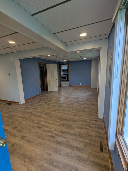 Living Room/Dining Room - 218 Alaska St