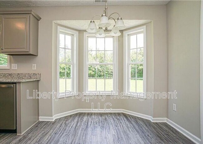 Building Photo - 1517 Clan Campbell Dr