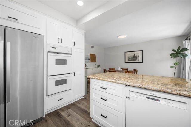 Building Photo - 3600 Lama Ave