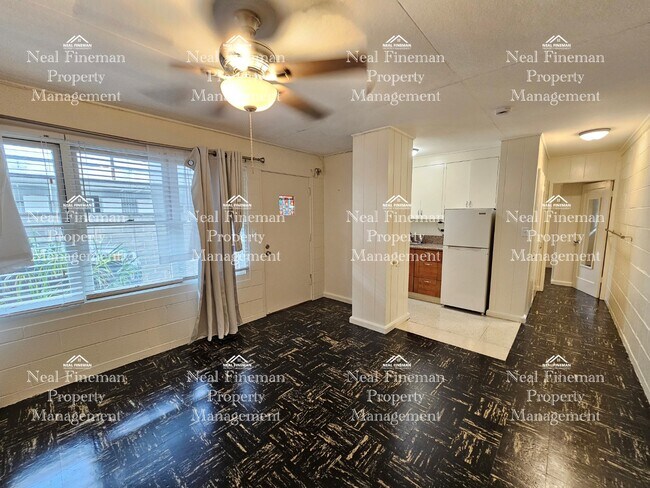Building Photo - NO PARKING. Rented as shown. 1 Bed 1 Bath Apartment. Month to Month lease. Water and Sewer includ...