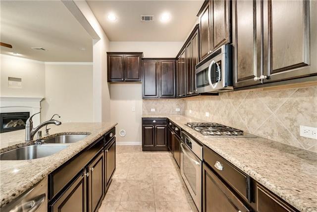 Building Photo - 2452 Embleton Dr