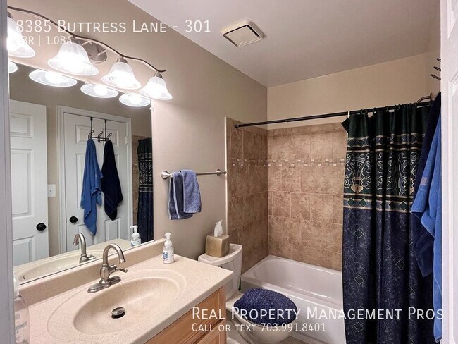 Building Photo - 8385 Buttress Ln
