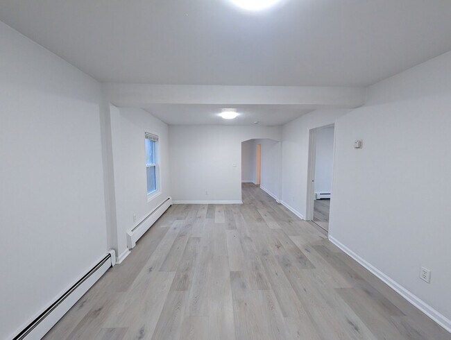 Building Photo - Stunning 3 bedroom 2 bathroom single family house available in Asbury Park!