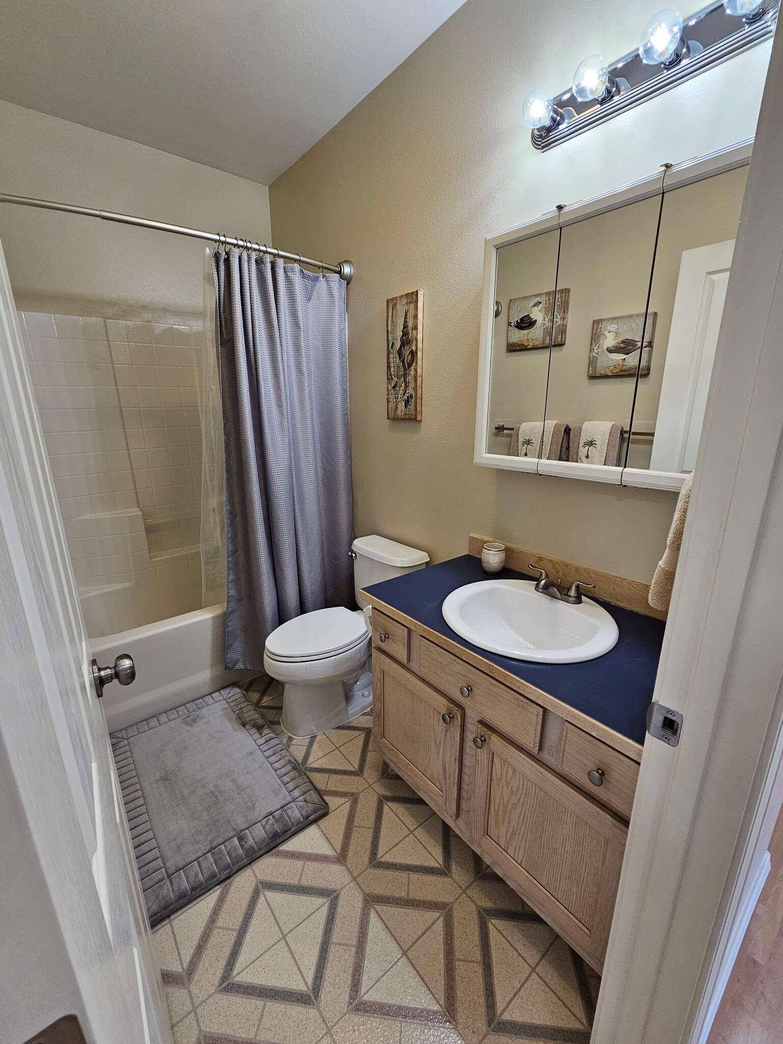 Building Photo - 3030 Lore Rd