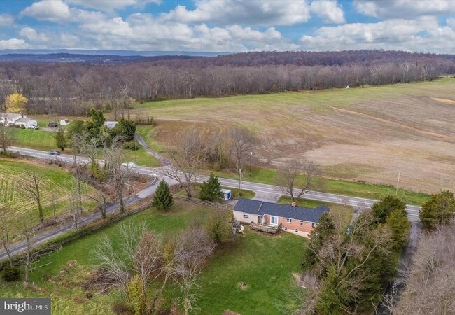 Building Photo - 10703 Fingerboard Rd