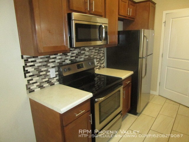 Building Photo - 2525 E Siesta Ln