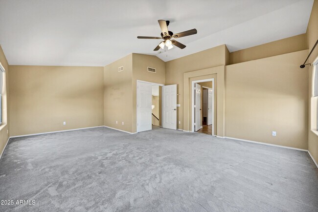 Building Photo - 2399 S Walnut Dr