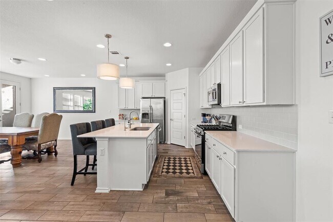 Building Photo - 9107 Moonstone Dr