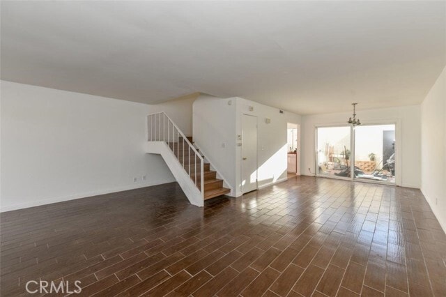 Building Photo - 2057 Dacian Dr S