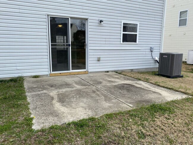 Building Photo - COMING SOON - OCCUPIED