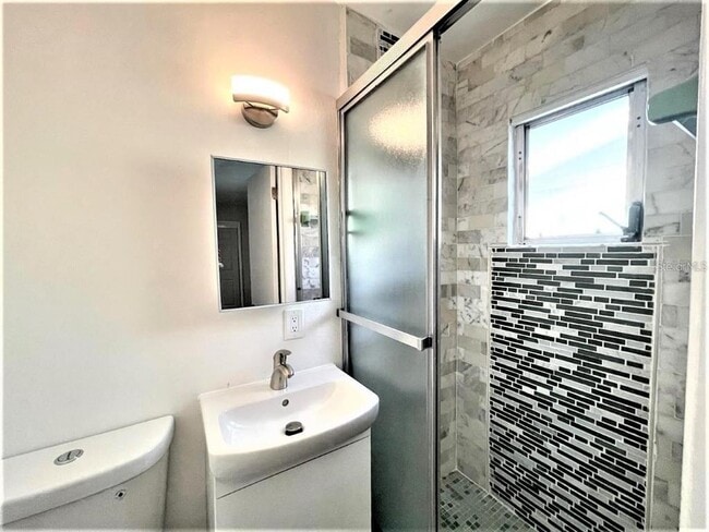 Building Photo - 12644 81st Terrace