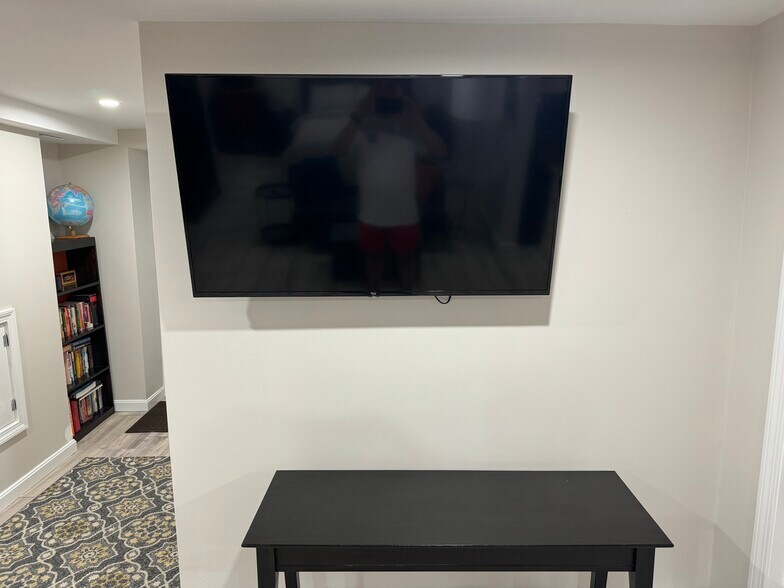 Building Photo - 171 Foster St