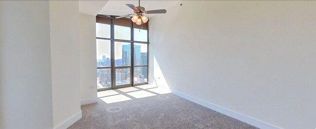 Building Photo - 610 W Wayman St