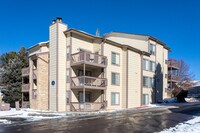 Building Photo - Chestnut Ridge