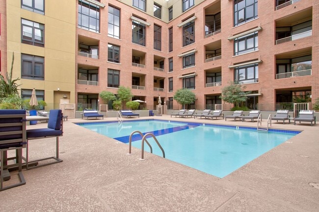 Building Photo - Heart of Old Town!!  Lofted Furnished Rental.  2 Parking Spots. Modern Living Resort!!  Front doo...