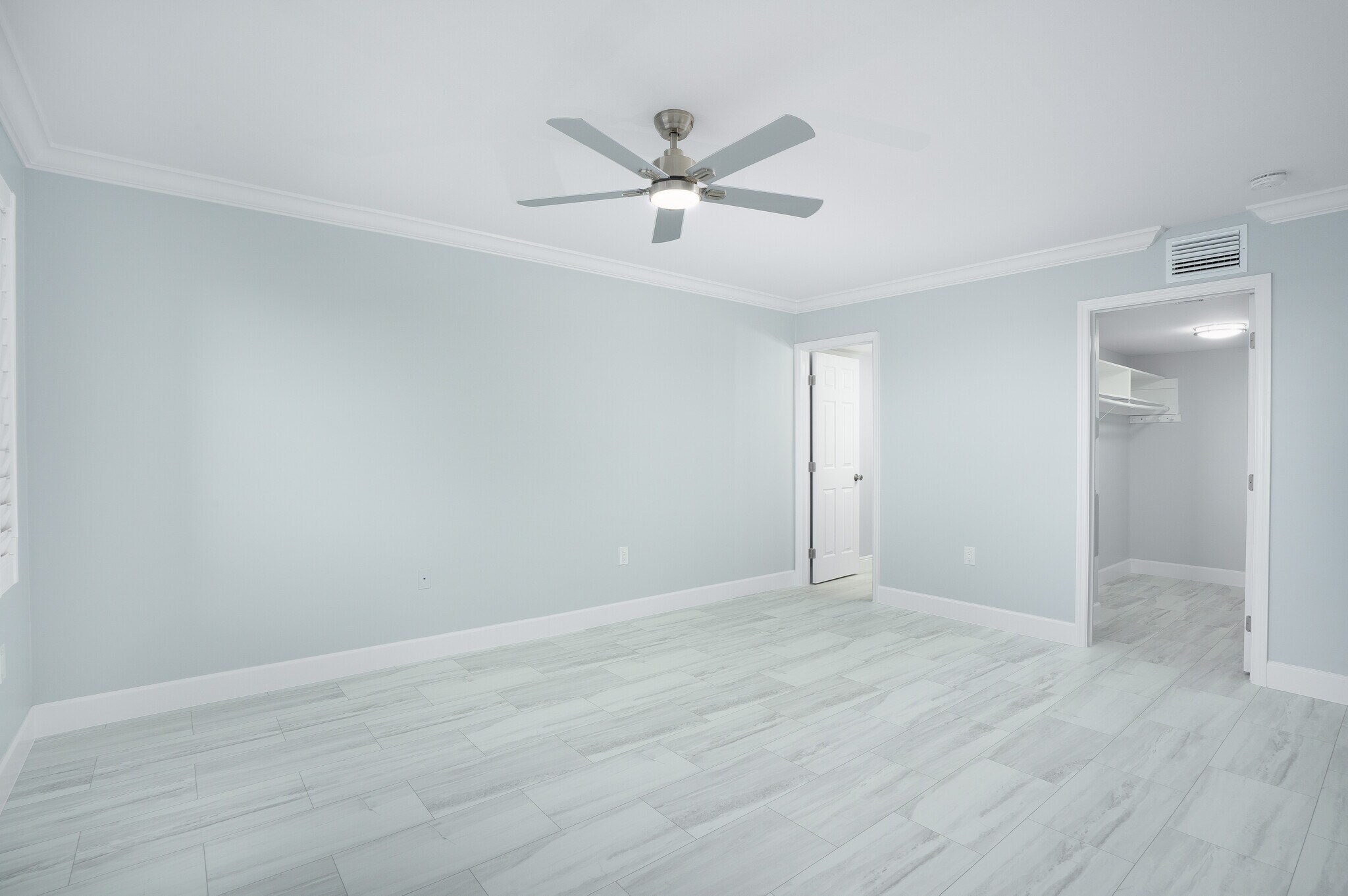 Building Photo - 1120 Little Neck Ct