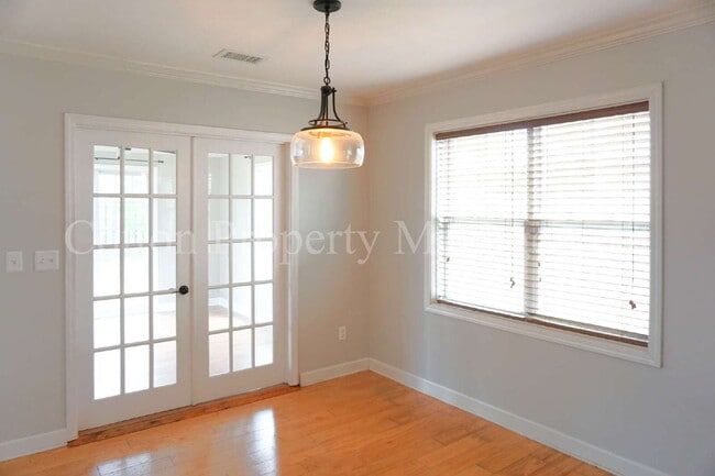 Building Photo - 2018 Willow Stone Ct