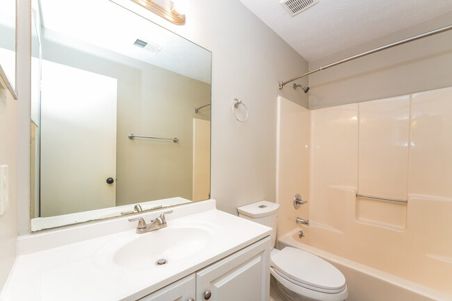 Building Photo - 1589 Cherry Hill Rd SW