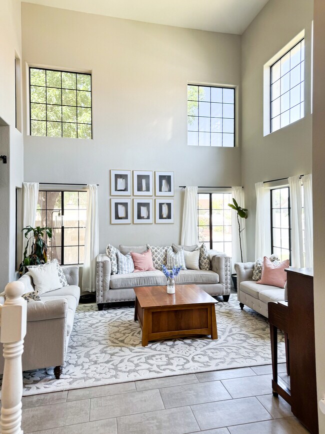 Building Photo - Marshall Ranch Five Bedroom