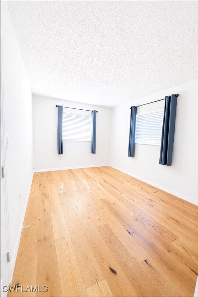 Building Photo - 3325 Arpt Rd S