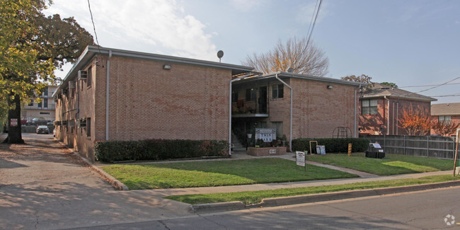 The Oaks Apartments Denton