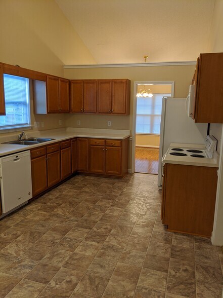 Building Photo - 4502 Camden Ridge Dr