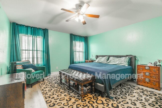 Building Photo - 4112 Cherry Tree Dr