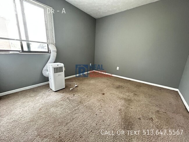 Building Photo - 5311 Boehm Dr