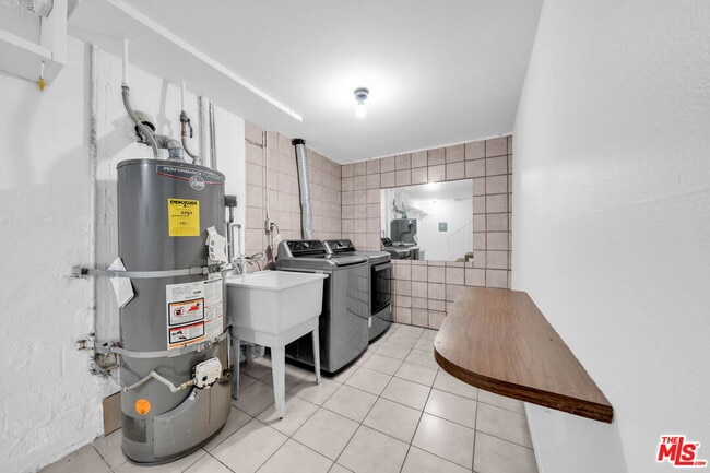 Building Photo - 2333 241st St