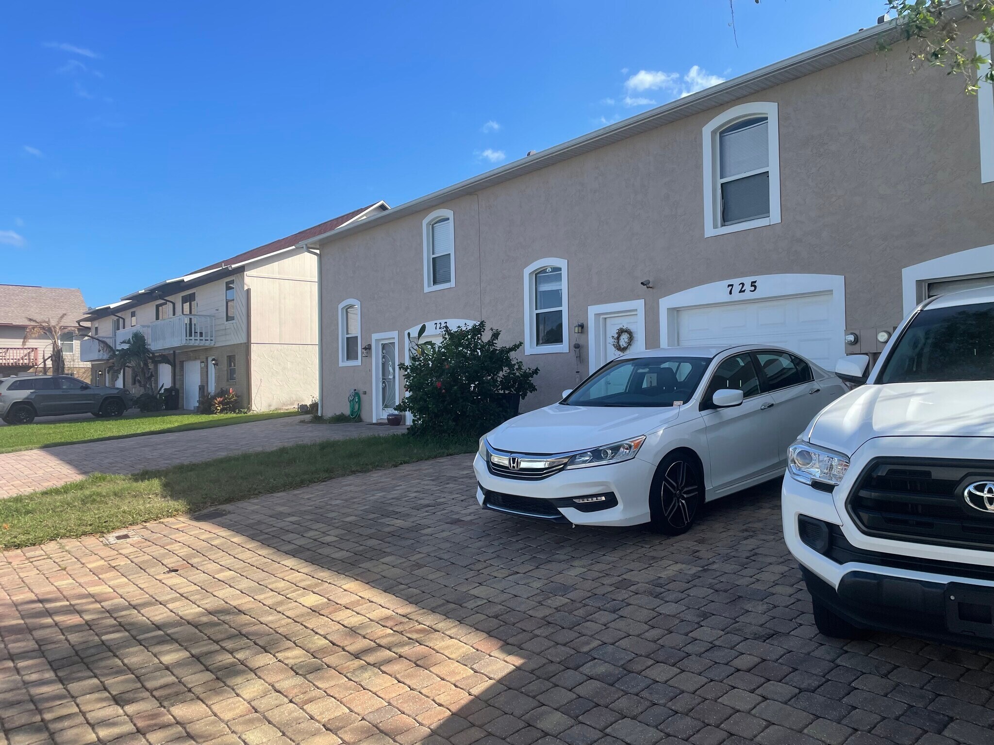 Building Photo - 723 Laurel Bay Cir