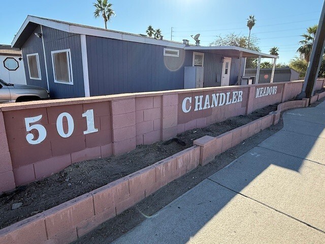 Building Photo - 501 E Ray Rd