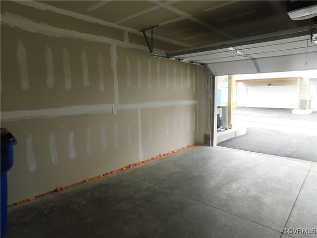 Building Photo - 7004 Leire Ln
