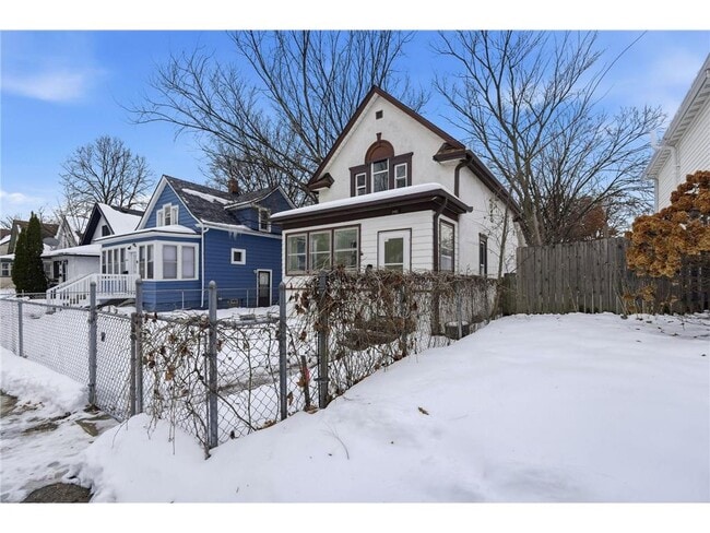 Building Photo - 3451 N Oliver Ave