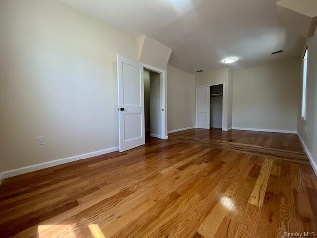 Building Photo - 4406 Snyder Ave