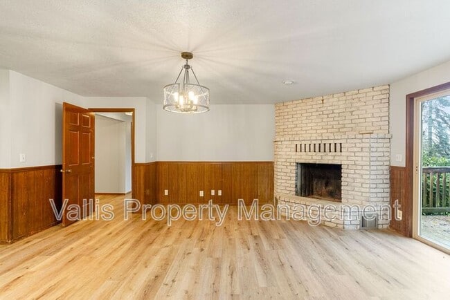 Building Photo - 2197 Doaks Ferry Rd NW